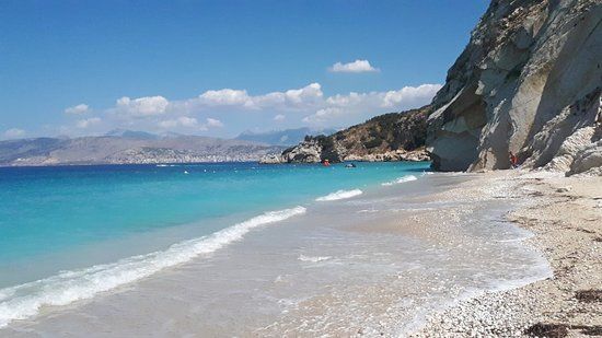 Shpella e Pëllumbave